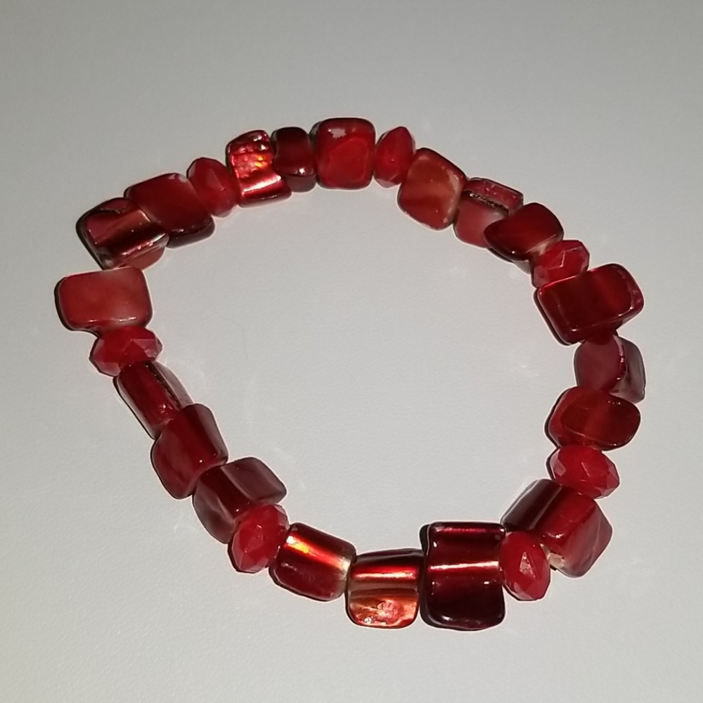 Elastic Red Bead Bracelet